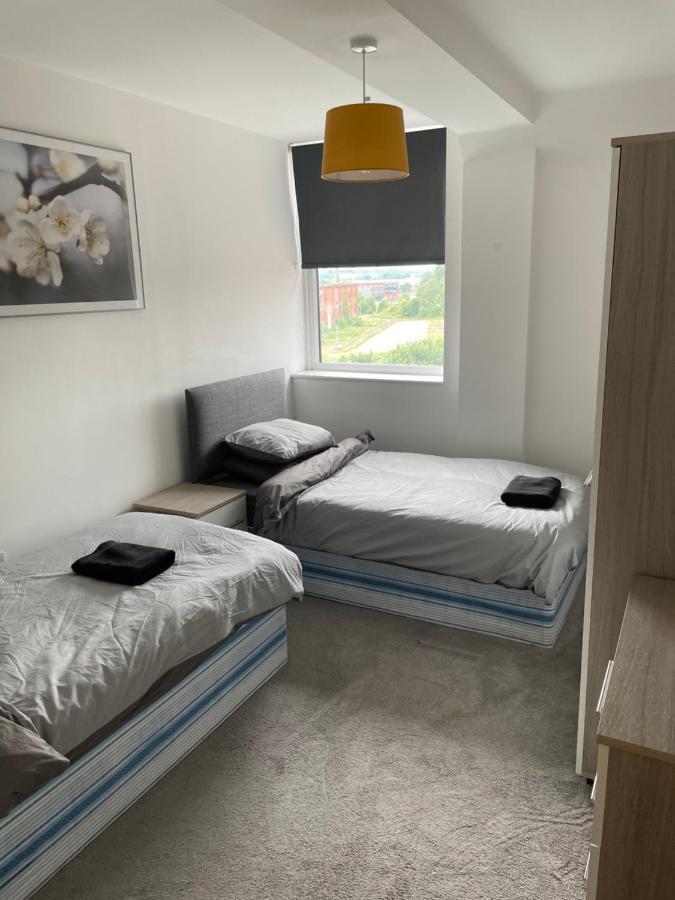 #0611 Two Bedroom Serviced Apartment - Free Parking Derby Exterior foto